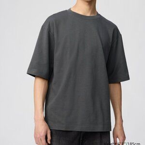 UNIQLO AIRism Cotton Oversized T-Shirt (Half-Sleeve slength)